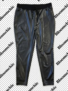 PLUS - NWT - BloomChic Drawstring Faux Leather Pants - Curvy Size 18/20